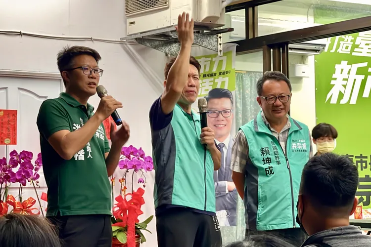 郭子乾模仿蘇貞昌，高喊衝!衝!衝!古和純攝