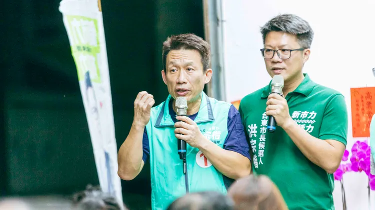 郭子乾模仿功力一流，一上場立刻炒熱選舉造勢場子的氣氛。古和純攝