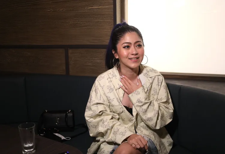 DJ RayRay到世界各地表演，交過許多外籍男友。陳明中攝