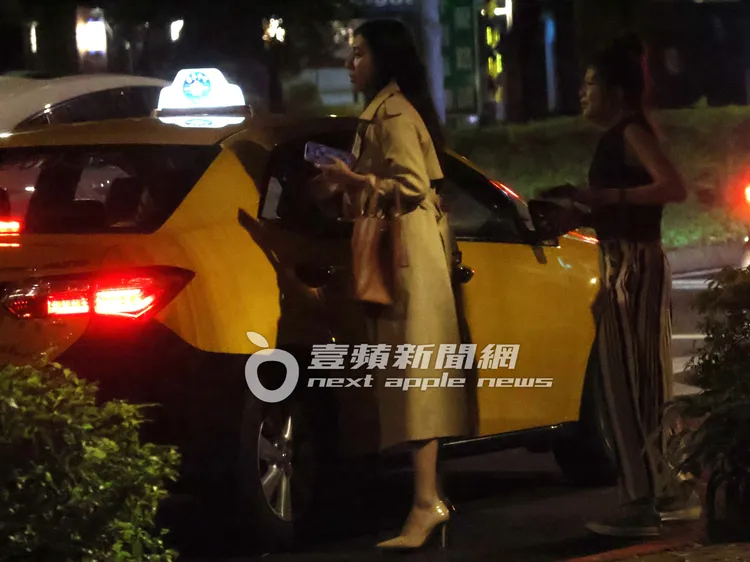 Christine打扮很時髦，當天先行離開聚會。資料照片