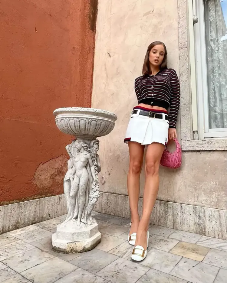 艾芭的演藝事業剛起步，知名度勢必會因緋聞暴漲。翻攝 alba.baptista IG