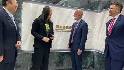 美國聯邦通訊委員會拜會數位部　交流推動資安防護