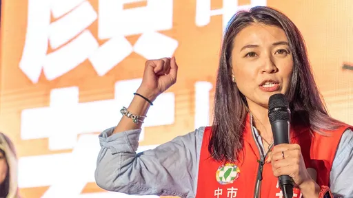 高虹安生病「不看內科外科看楊文科」 王定宇吐槽!被「顏若芳」照樣照句反擊