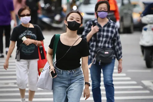 今東北部防豪雨！冷空氣這天報到　「北台灣低溫探16°C」