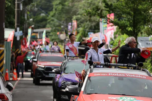 世足賽能翻轉花蓮也能！　志工們信心十足伴Kolas Yotaka掃街拜票