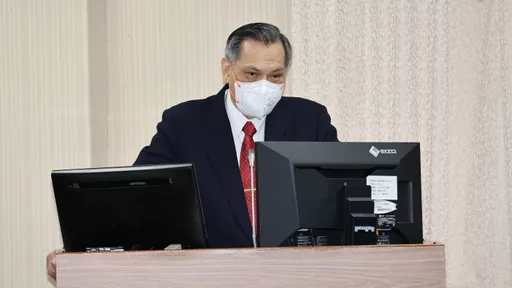 陸軍上校簽投降承諾書遭起訴貪污罪 陳明通:應等同叛國罪