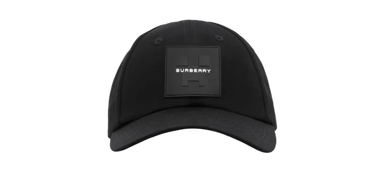 徽標貼花棉質Gabardine棒球帽，1萬3500元。品牌提供