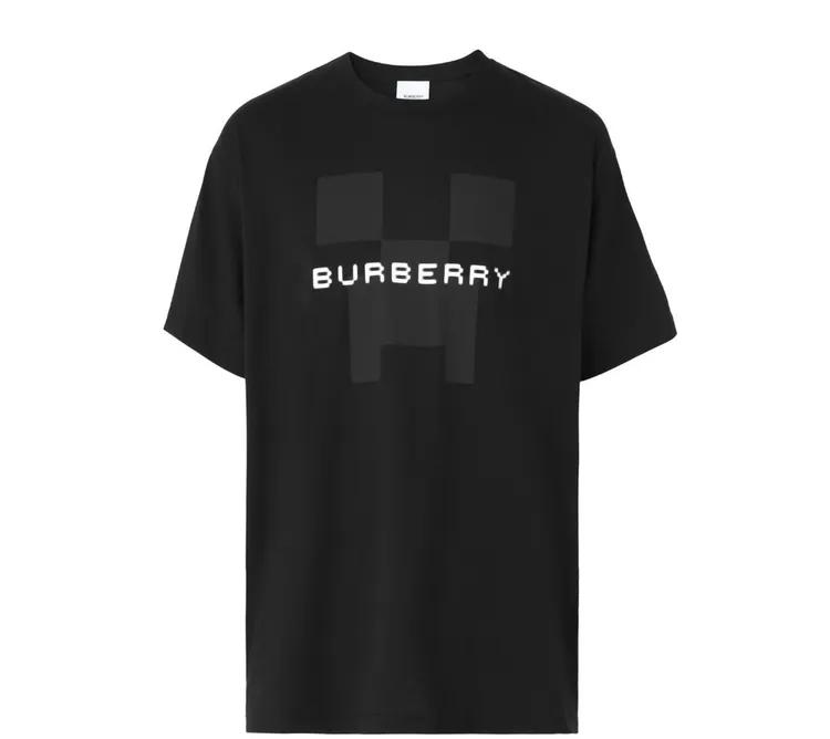 徽標印花棉質黑色T恤，2萬900元。品牌提供