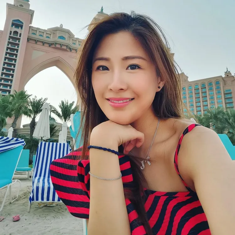 周家蔚婚後淡出演藝圈，目前投身商界。翻攝自周家蔚IG