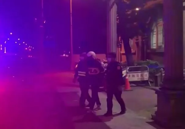 警方逮捕王男送辦。竹北警分局提供