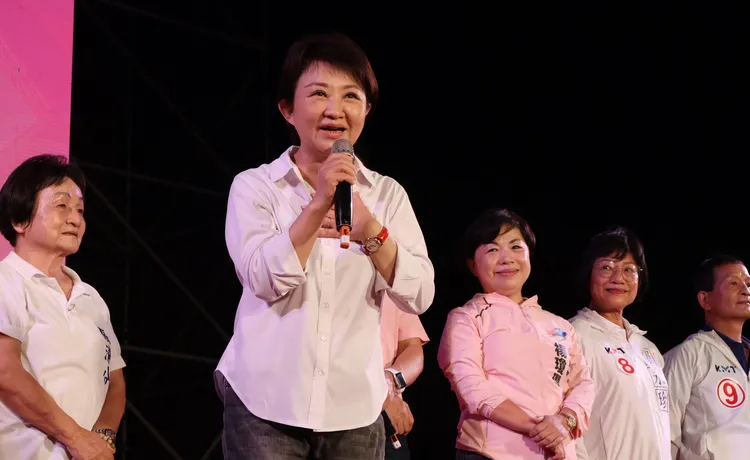 政壇「不敗女王」盧秀燕打破台中市長「一任魔咒」，成功連任。資料照片