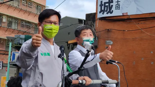 合體陳時中雙北聯合車隊掃街　林佳龍：衝出勝選氣勢