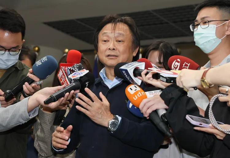 王世堅表示，當時大巨蛋提案時曾受到黃珊珊的幫忙。彭欣偉攝