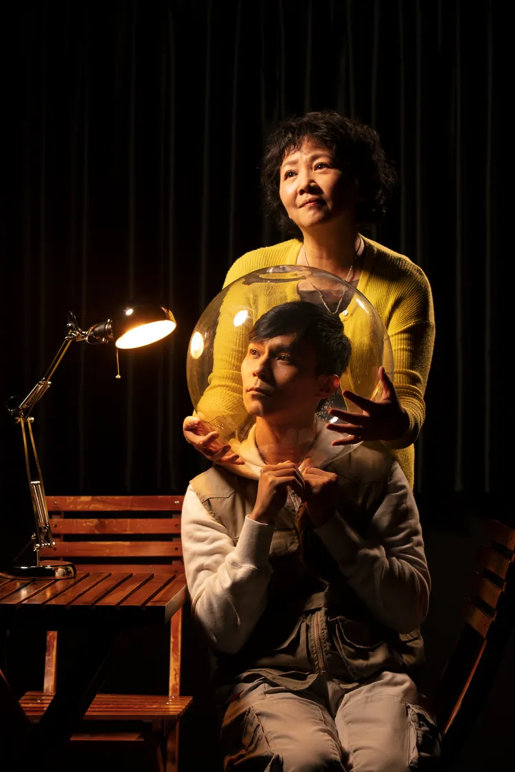 王琄（後）感同身受《Space Boy》角色心境。故事工廠提供