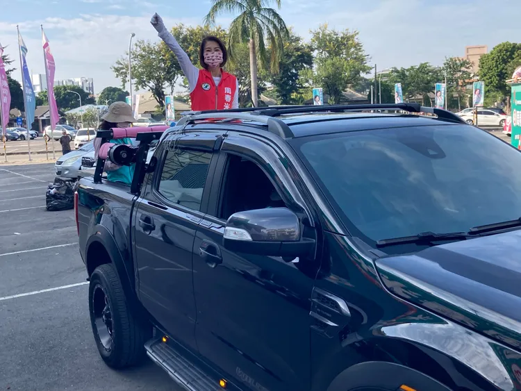 周春米競選總部選後翌日展開三天謝票。陳宏銘攝