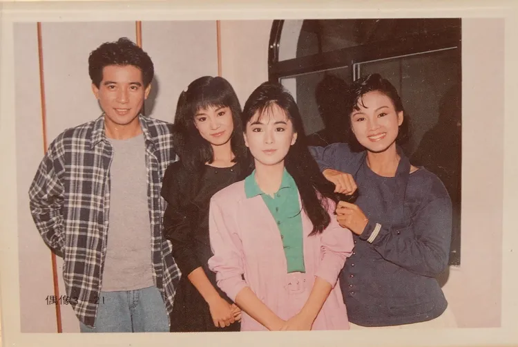 秦漢（左起）、劉雪華、趙永馨和徐貴櫻都紅極一時。陳德興翻攝