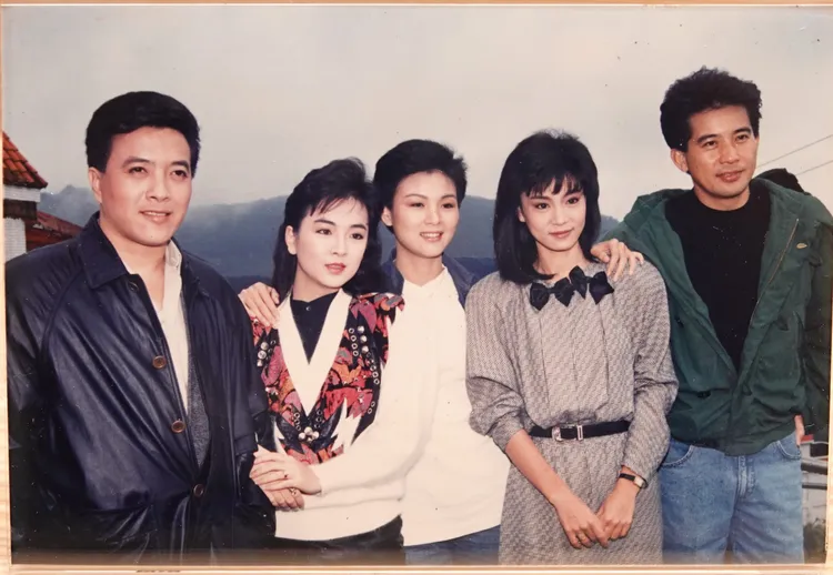 《在水一方》林在培（左起）、趙永馨、徐貴櫻、劉雪華、秦漢。陳德興翻攝
