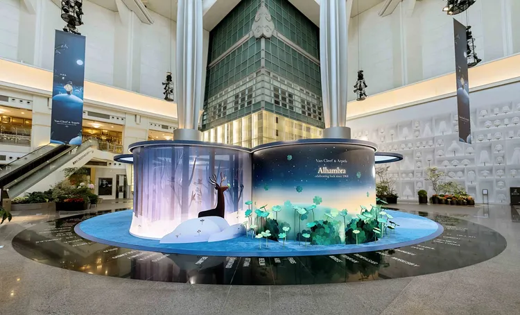 展場空間外觀同樣以4葉草圖騰為造型。品牌提供