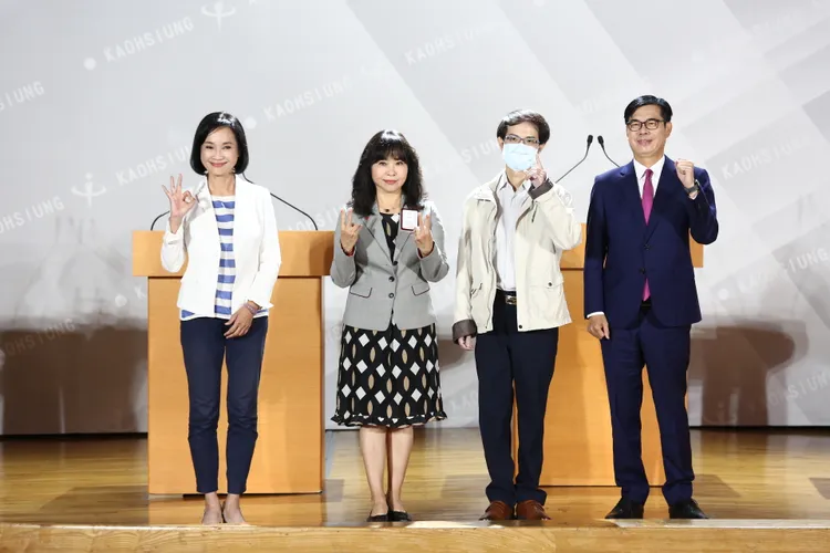高雄市長選舉今舉辦政見會，四位候選人都出席。選委會提供