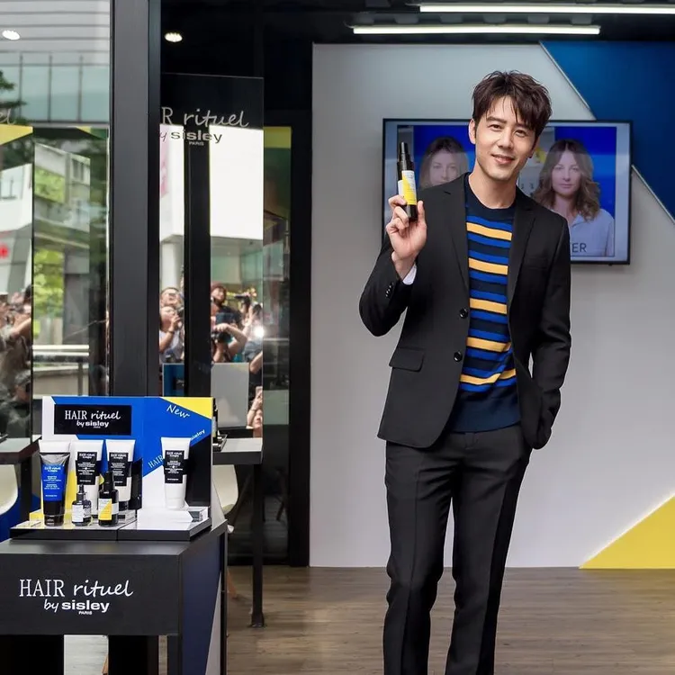 2019年4月開始至今，胡宇威年年都為Hair Rituel by Sisley站台。翻攝george_hu__ IG