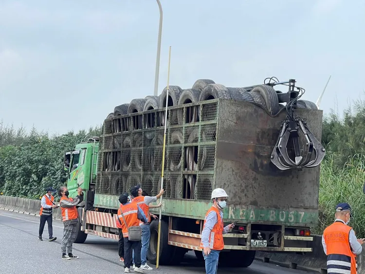 新竹監理所指出，今天（29日）稽查專案主要針對大型車輛為主。新竹監理所提供