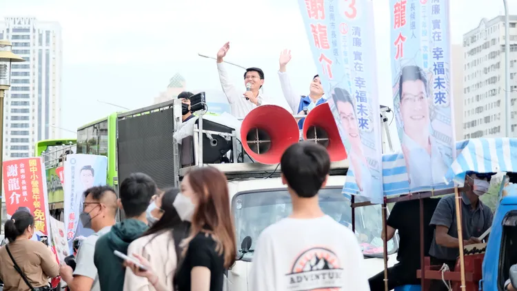 謝龍介啟動七天謝票行程，結束後再決定是否參選立委。謝龍介提供