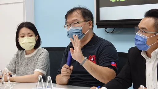 國民黨被控「18歲公民權」打假球! 李德維3點回嗆:台灣人沒有不領票的自由?