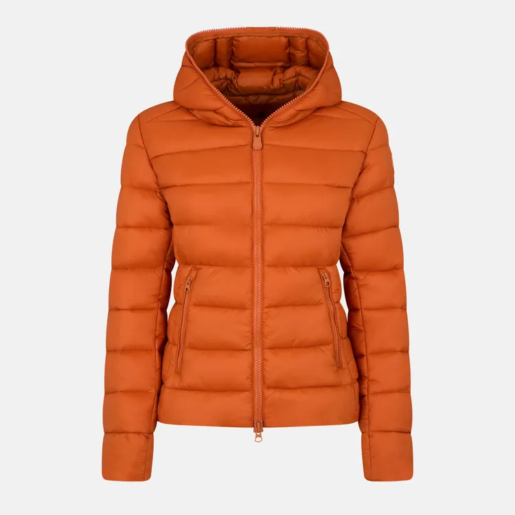 Save The Duck x WildAid聯名人造羽絨外套，7500元。品牌提供