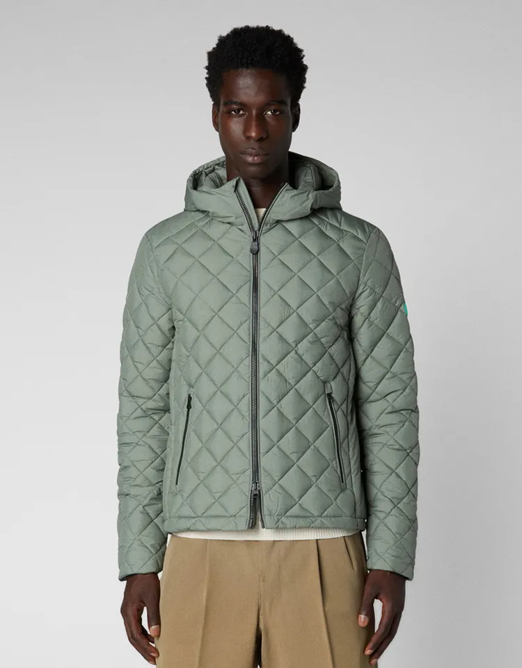 Recy人造羽絨外套，7900元。品牌提供