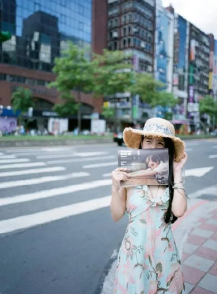 徐女在臉書有1.1萬的粉絲，外表甜美酷似林依晨。徐女提供