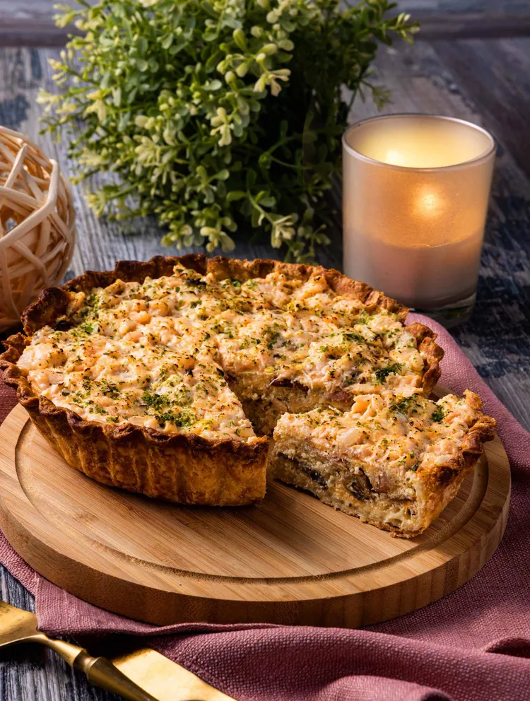 6吋鮭魚鹹派定價759元，限時限量120份。業者提供