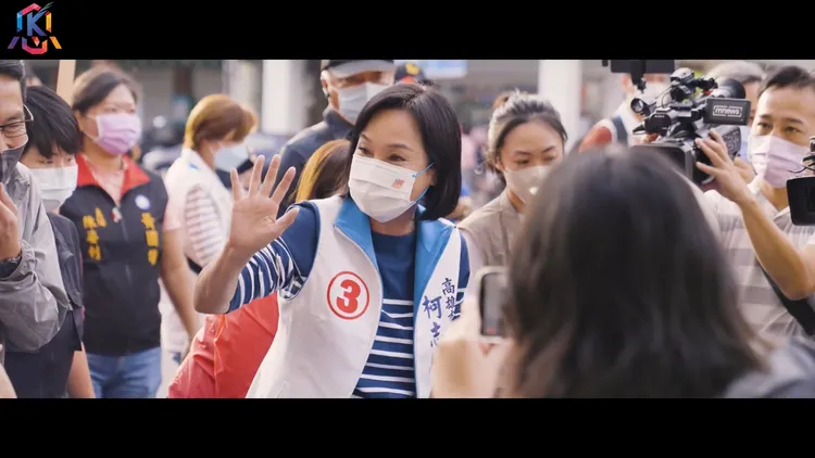 柯志恩昨公布競選主題曲「留一盞燈」，感性呼籲遊子返鄉投票。柯志恩競辦提供