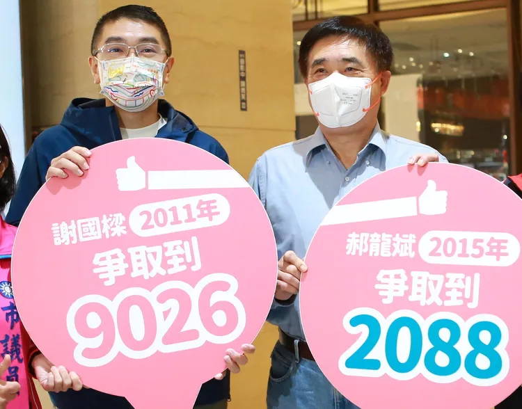 蔡適應指出，郝龍斌就是基隆捷運的劊子手。謝國樑提供