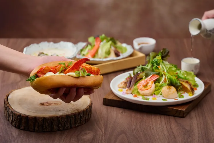 日本橋海鮮丼辻半針對下午餐期開發輕食系列，預計12月上旬開賣。業者提供