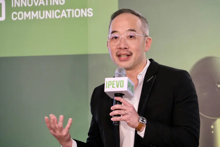 IPEVO愛比科技董事長洪裕鈞表示，2023年將是混合溝通元年。陳志淵攝