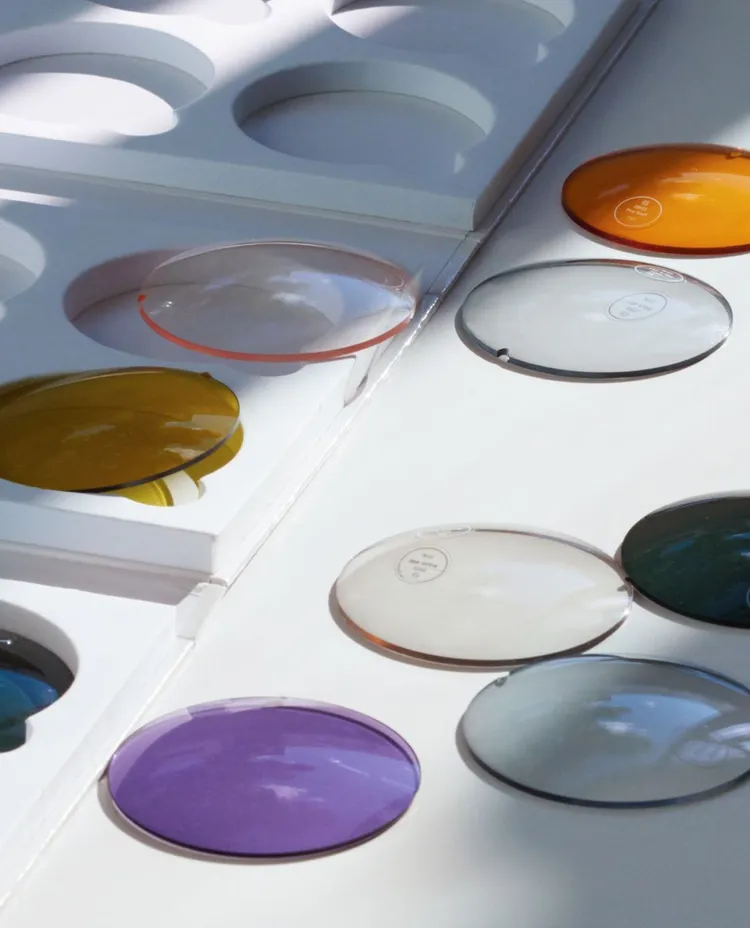 MYKITA客製化染色鏡片訂製服務。品牌提供