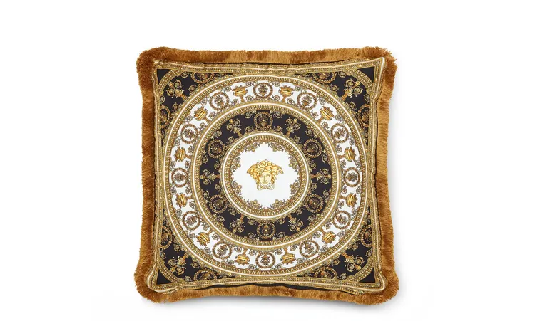 Crete De Fleur靠枕，1萬3000元。品牌提供