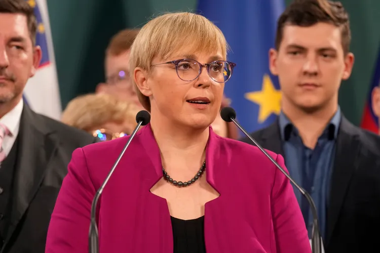 斯洛維尼亞總統大多屬象徵性，但仍有三軍統帥身分。美聯社