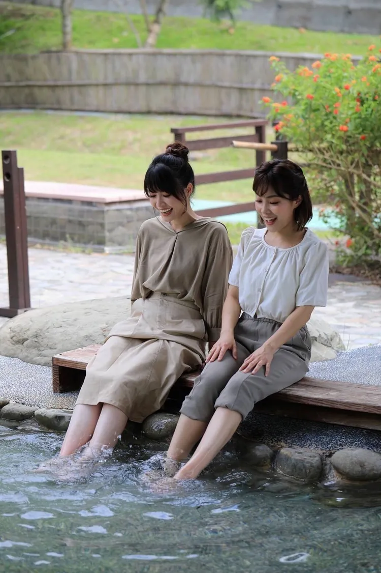 寶來花賞溫泉公園足湯設施。觀光局提供