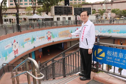 新北耶誕城避淪「撒旦城」 議員候選人提「智慧活動」控人潮