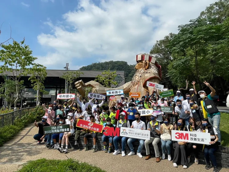 此次「3M生活科學小玩家」活動於南投縣信義鄉舉辦，有不少當地國小的布農族孩童受惠。林浩昇攝