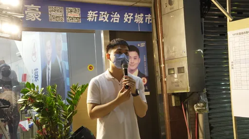 謝龍介雖敗猶榮　26歲接班人當選議員「感謝龍介阿伯疼惜栽培」