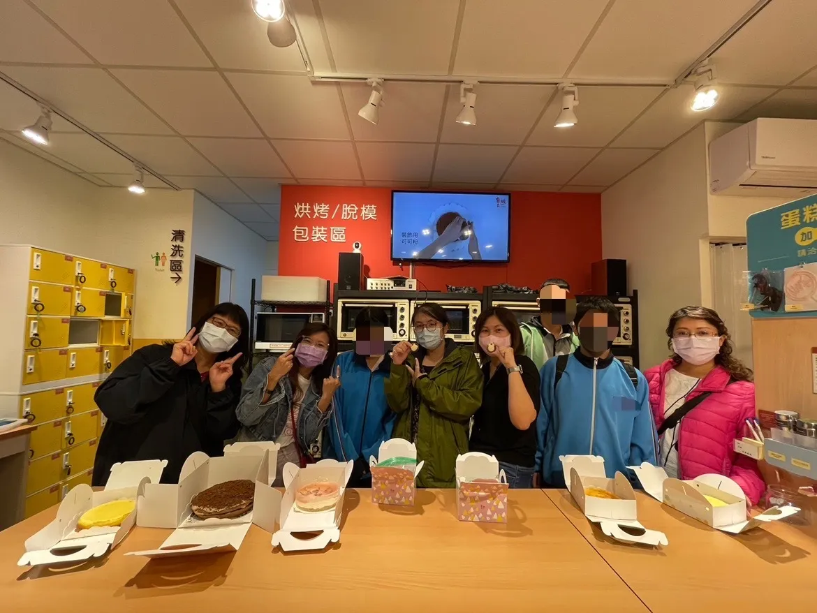 警員進入校內協助高關懷學生輔導,受到校方老師相當肯定。警方提供
