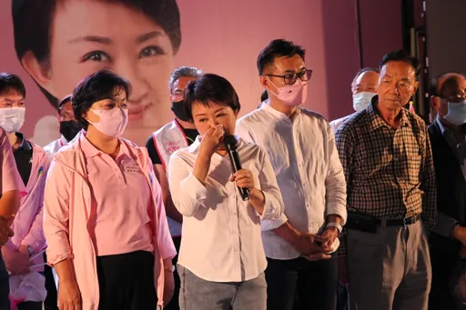 台中市長盧秀燕大贏27萬票連任　3度落淚：市民重大勝利