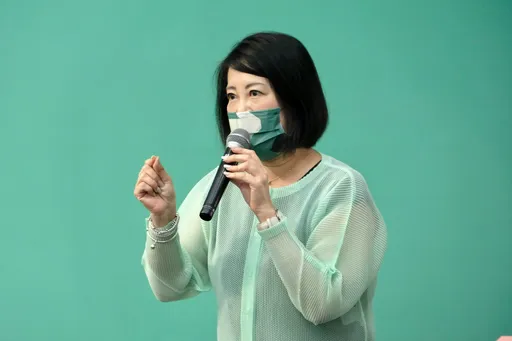 蔣萬安政見發表撐不完半小時 吳思瑤:好笑!差點從椅子掉下來