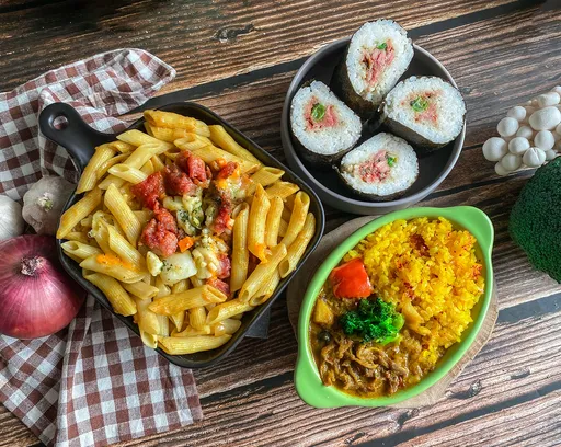 超商推聯名鮮食新品 鼎泰豐滷味、魔法咖哩筆管麵這裡買