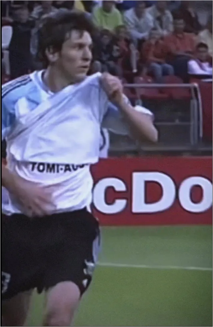 梅西年輕時就已為阿根廷隊出賽。翻攝leomessi IG