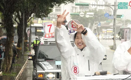 選前2天啟動車掃卻遇雨　黃珊珊：早就公告消息！相信仍有民眾打招呼