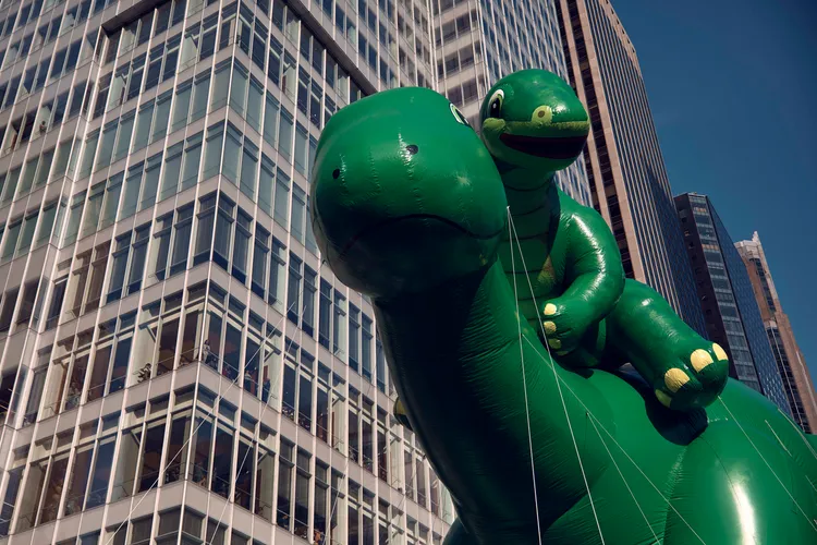 辛克萊石油公司（Sinclair Oil）標誌大小恐龍吉祥物。美聯社