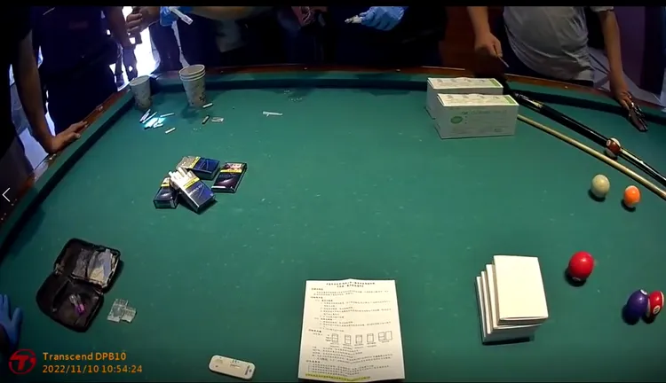 警方查獲安非他命、吸食器及毒品咖啡包。警方提供